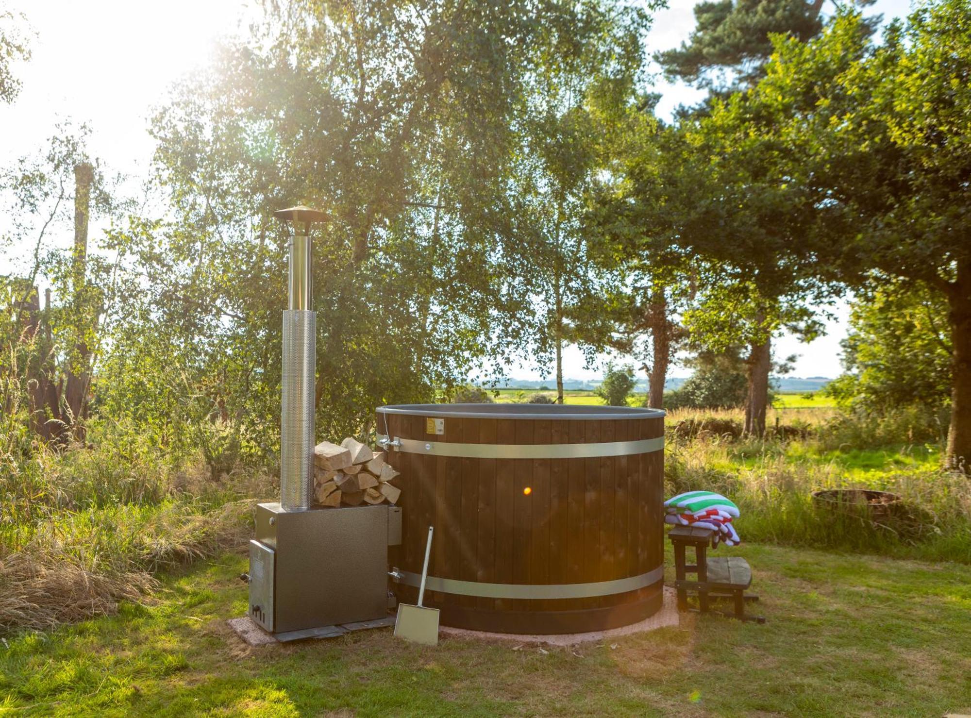 Hotel Stargazer Glamping Uk The Mahal 8 People Ross-on-Wye Exterior foto