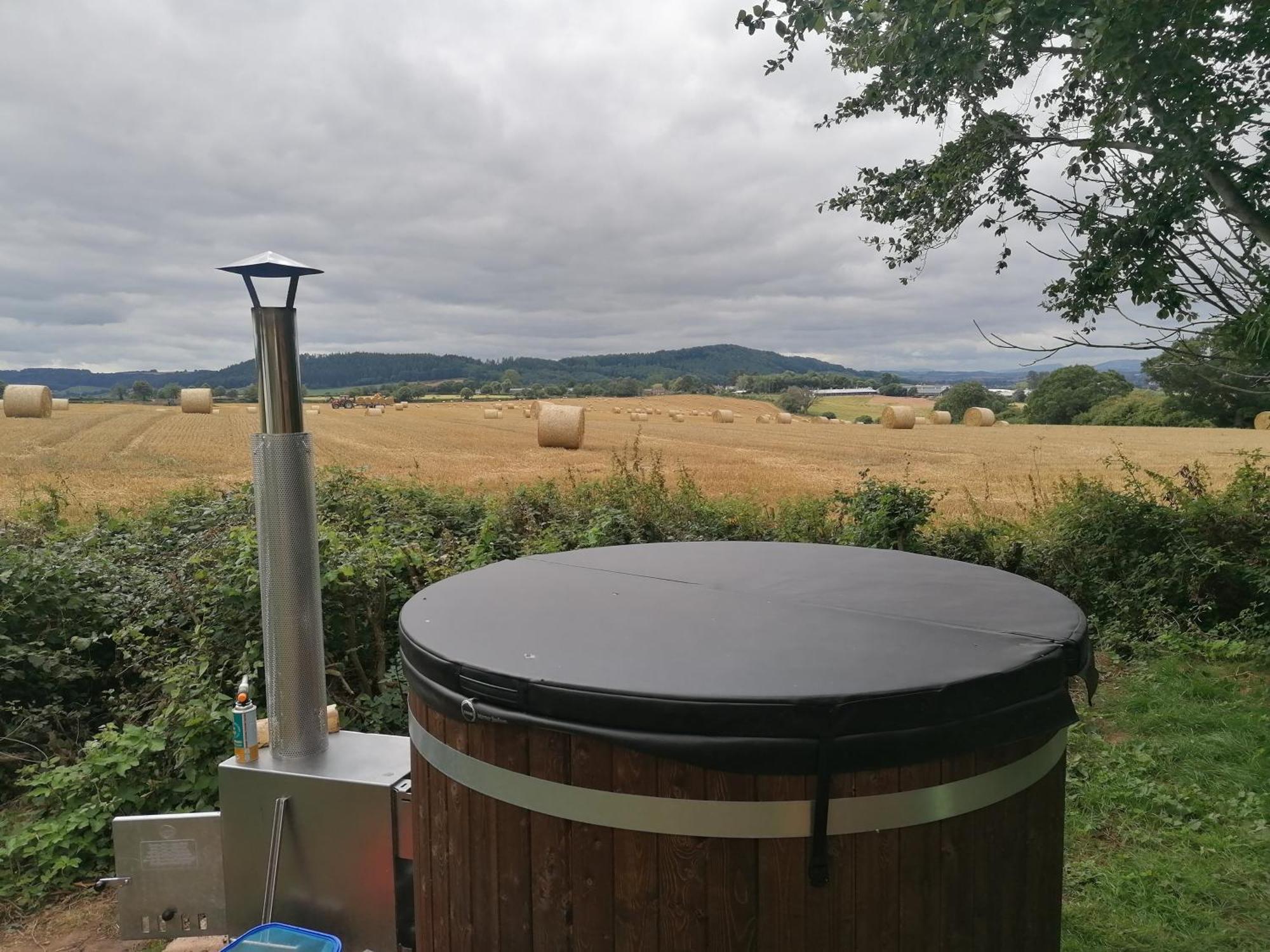 Hotel Stargazer Glamping Uk The Mahal 8 People Ross-on-Wye Exterior foto
